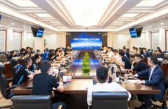 易车公司一行赴东风公司开展座谈交流!
